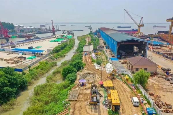 国内过江电缆在靖江段成功横穿长江【3150米】