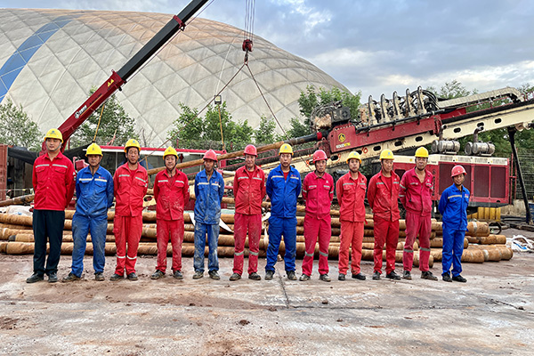 天然气1800米超长距离岩石穿越施工